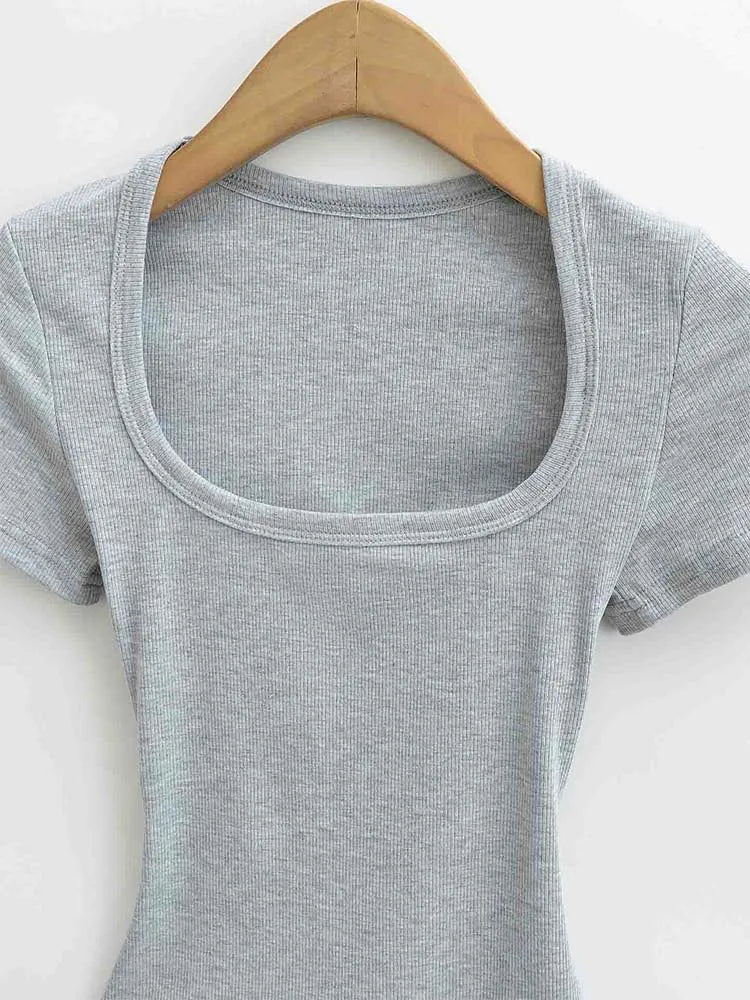 Damska bluzka crop top slim fit kwadratowy dekolt lato