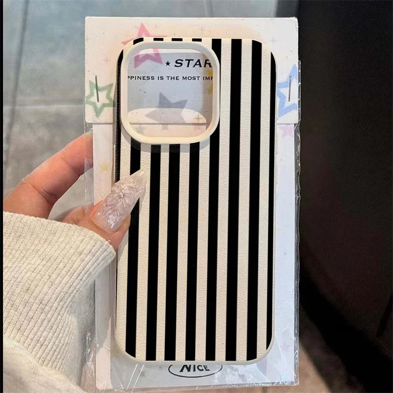 Kolorowe Etui w Paski do iPhone - Minimalistyczna Ochrona | Różne Modele