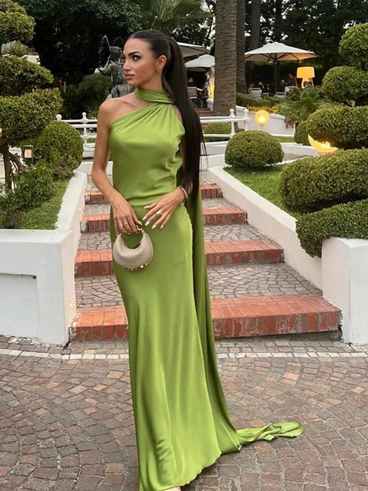 Satynowa Sukienka Halter Maxi z Odkrytymi Plecami – Wesele Studniówka Lato