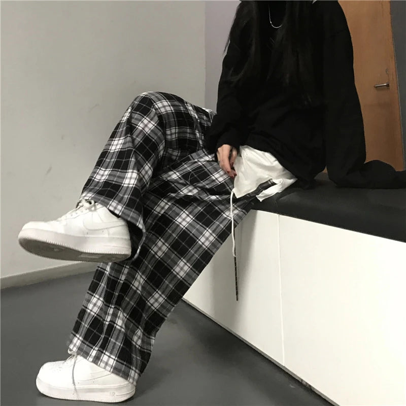 Spodnie Dresowe Oversize w Czarną Kratę – Baggy Unisex HipHop z Kieszeniami