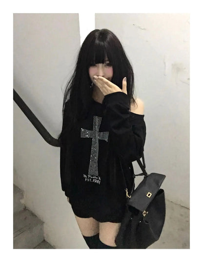 Czarna Bluza z Nadrukiem na Jedno Ramię – Y2K Grunge Harajuku 2000s