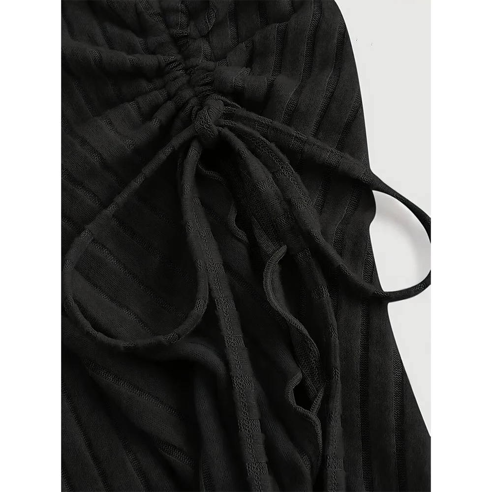 Elegancka bluzka damska z odkrytym ramieniem rękaw trąbka