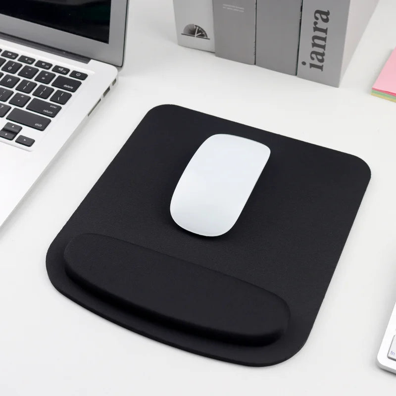 Podkładka pod mysz z podpórką pod nadgarstek - ergonomiczna, gumowa podstawa