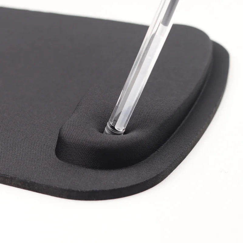 Podkładka pod mysz z podpórką pod nadgarstek - ergonomiczna, gumowa podstawa