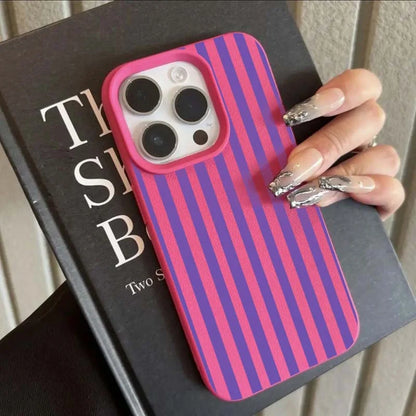 Kolorowe Etui w Paski do iPhone - Minimalistyczna Ochrona | Różne Modele