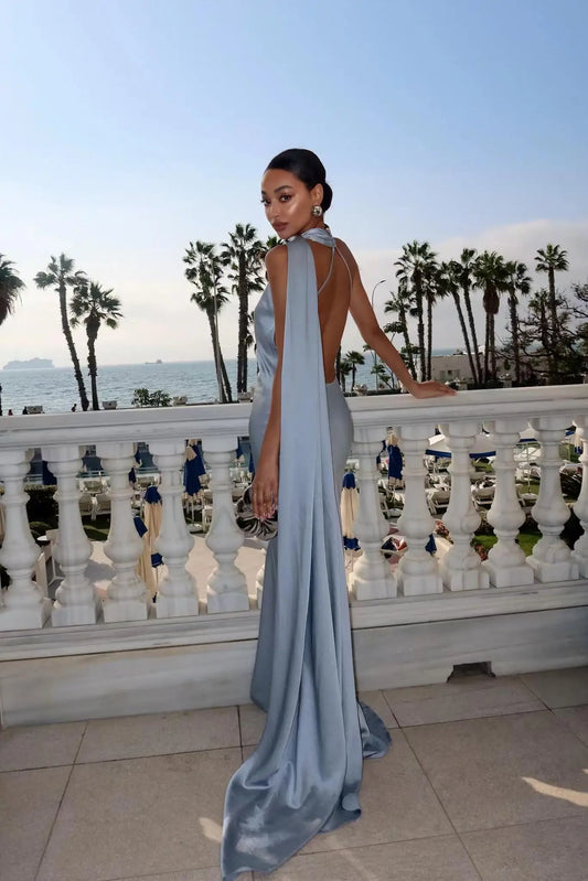 Satynowa Sukienka Halter Maxi z Odkrytymi Plecami – Wesele Studniówka Lato