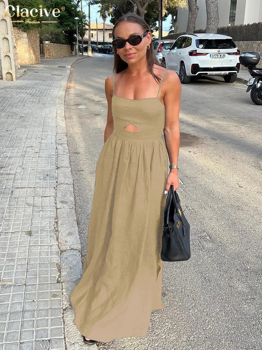 Czarna Bawełniana Sukienka Maxi na Ramiączkach z Wycięciami – Luźna Elegancka