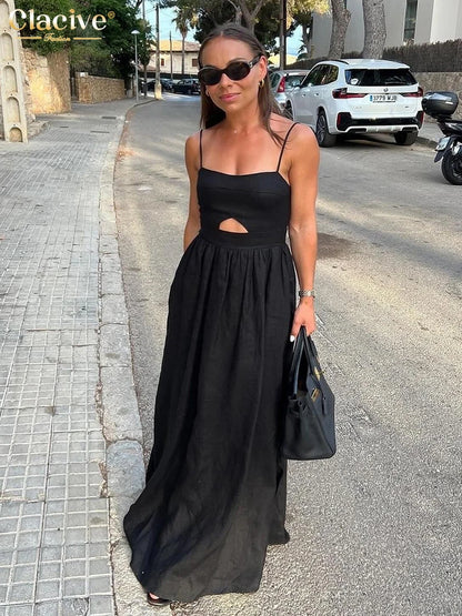Czarna Bawełniana Sukienka Maxi na Ramiączkach z Wycięciami – Luźna Elegancka