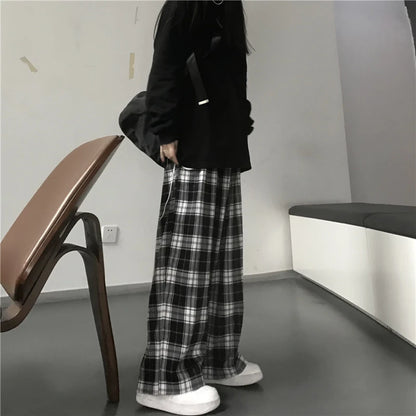 Spodnie Dresowe Oversize w Czarną Kratę – Baggy Unisex HipHop z Kieszeniami