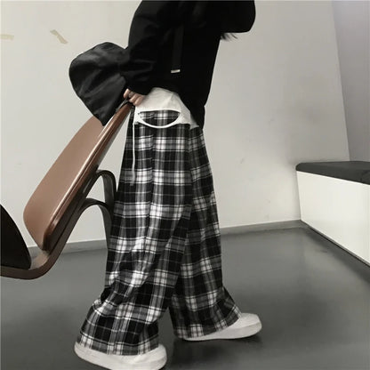 Spodnie Dresowe Oversize w Czarną Kratę – Baggy Unisex HipHop z Kieszeniami