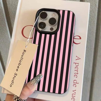Kolorowe Etui w Paski do iPhone - Minimalistyczna Ochrona | Różne Modele